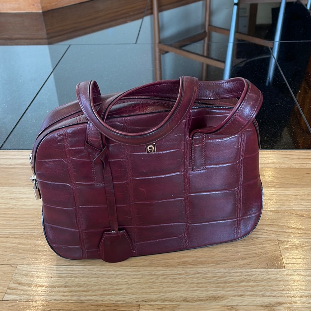 COPY - beautiful great size burgundy aigner handbag.